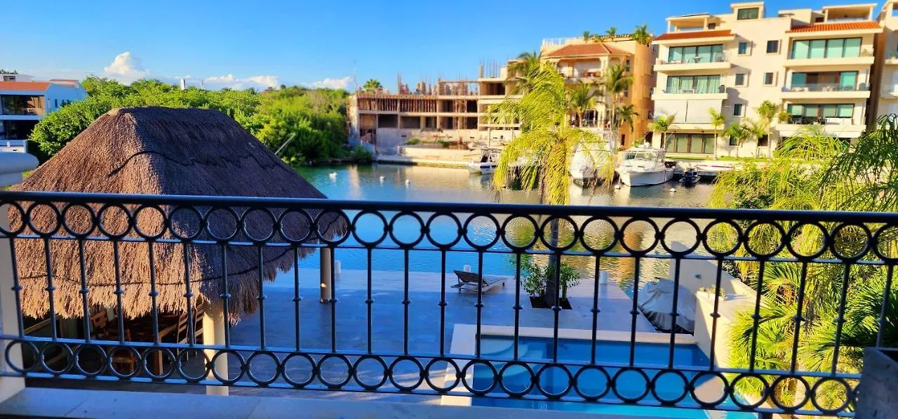 Penthouse Luxury Puerto Aventuras Apartment Mexico