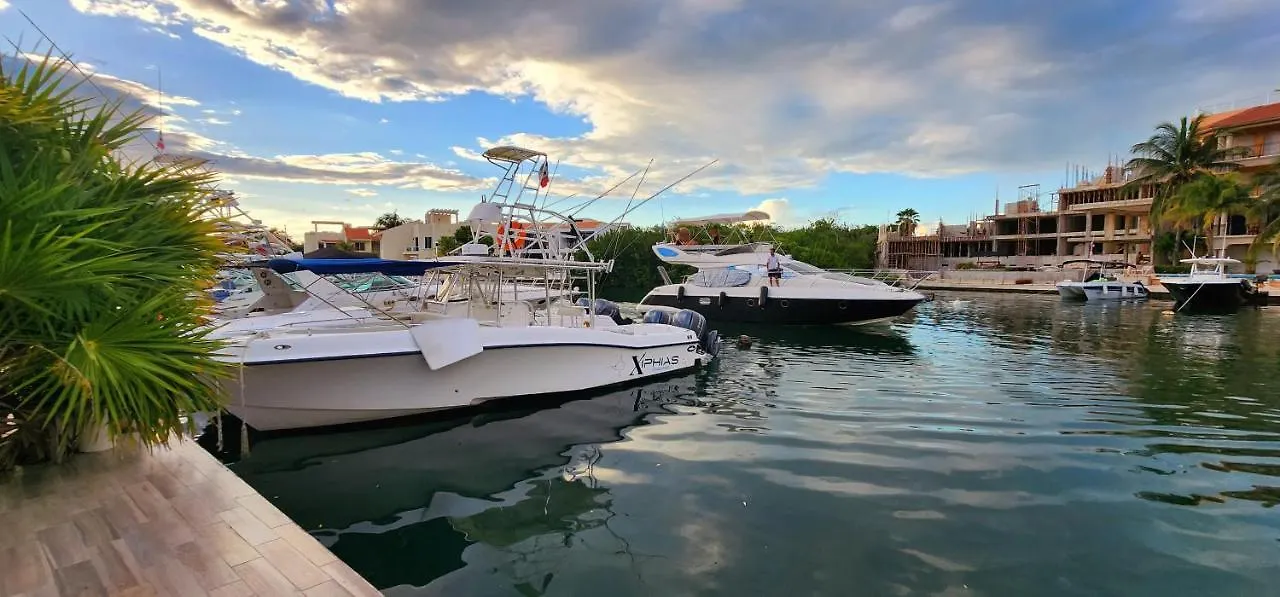 Penthouse Luxury Puerto Aventuras Apartment